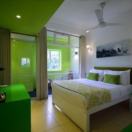 Thilhara Days Inn Κολόμπο Εξωτερικό φωτογραφία