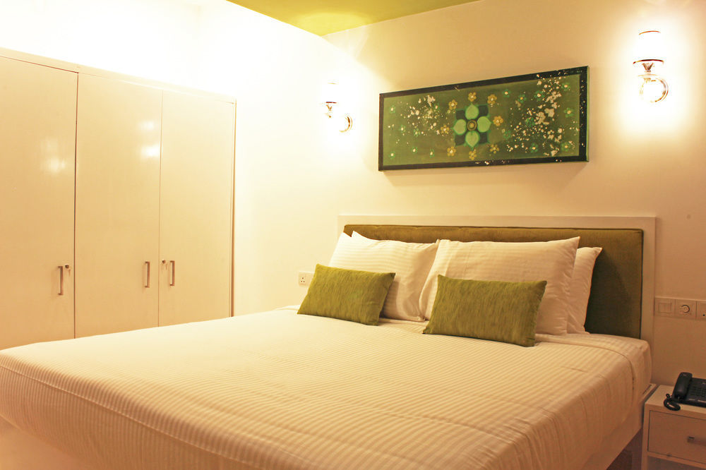 Thilhara Days Inn Κολόμπο Εξωτερικό φωτογραφία