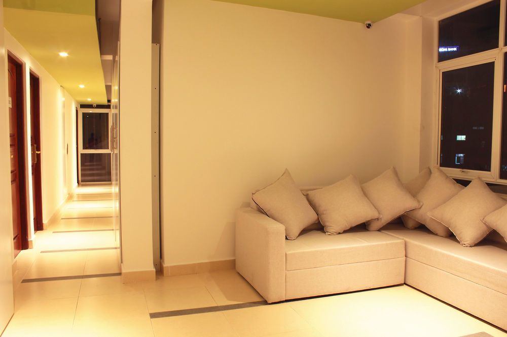 Thilhara Days Inn Κολόμπο Εξωτερικό φωτογραφία