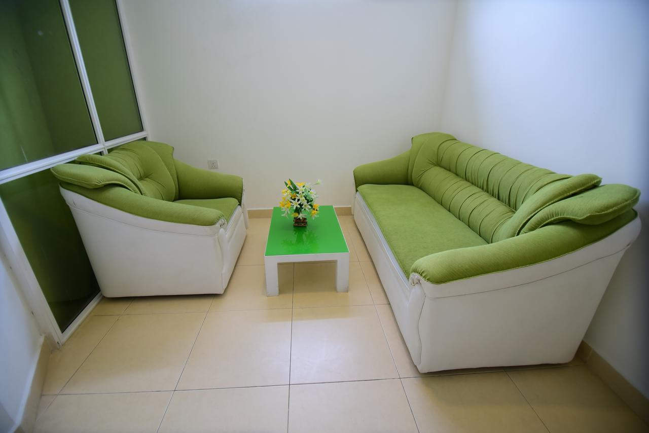 Thilhara Days Inn Κολόμπο Εξωτερικό φωτογραφία