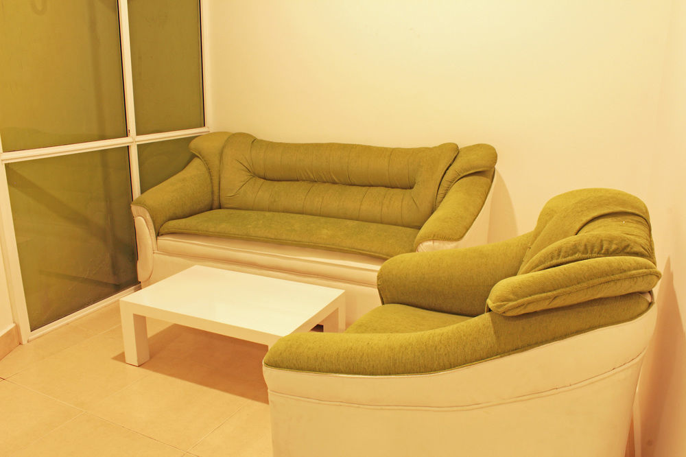 Thilhara Days Inn Κολόμπο Εξωτερικό φωτογραφία
