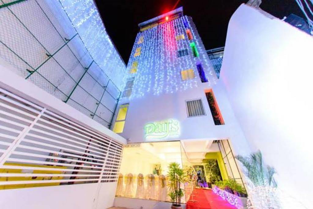 Thilhara Days Inn Κολόμπο Εξωτερικό φωτογραφία